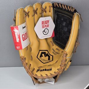 Franklin 12.5” Field Master Left Hand Throwing Baseball Glove 22602L Contour Fit